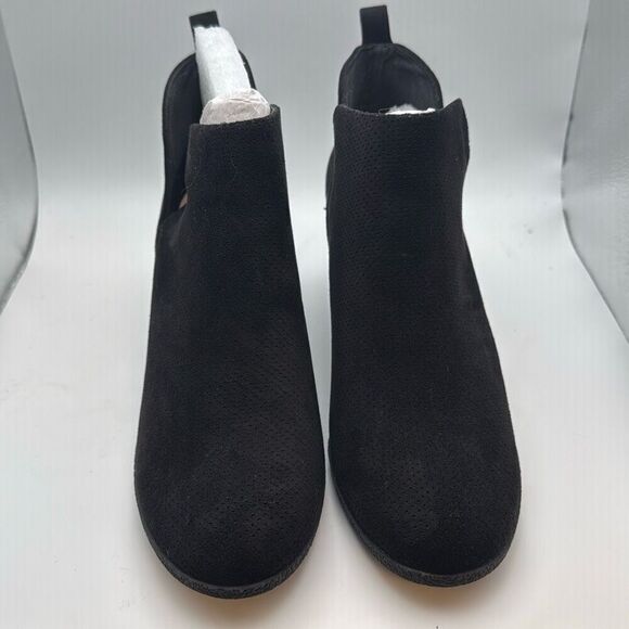 CUSHIONAIRE Women's Pull On Wedge Bootieโ- Soft Vegan Suede SIZE 10 BLACK - Picture 2 of 8